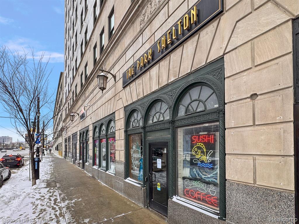 15 E KIRBY Street, 825, Detroit, MI 48202 — Photo 63