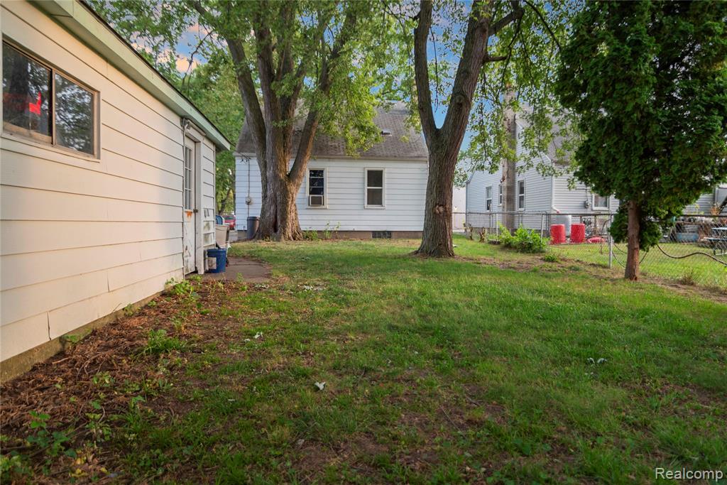 769 Coolidge Avenue, Clawson, MI — Photo 5