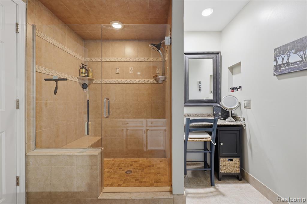 49371 Deerfield Park, Macomb, MI 48044 — Photo 29