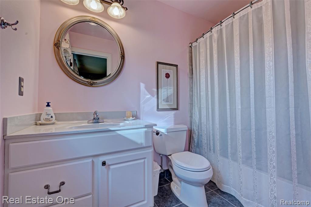 509 Bluebird Trail, Ortonville, MI 48462 — Photo 48