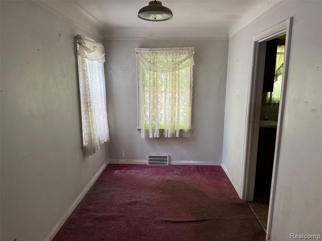 20221 Kenosha Street, Harper Woods, MI 48225 — Photo 6