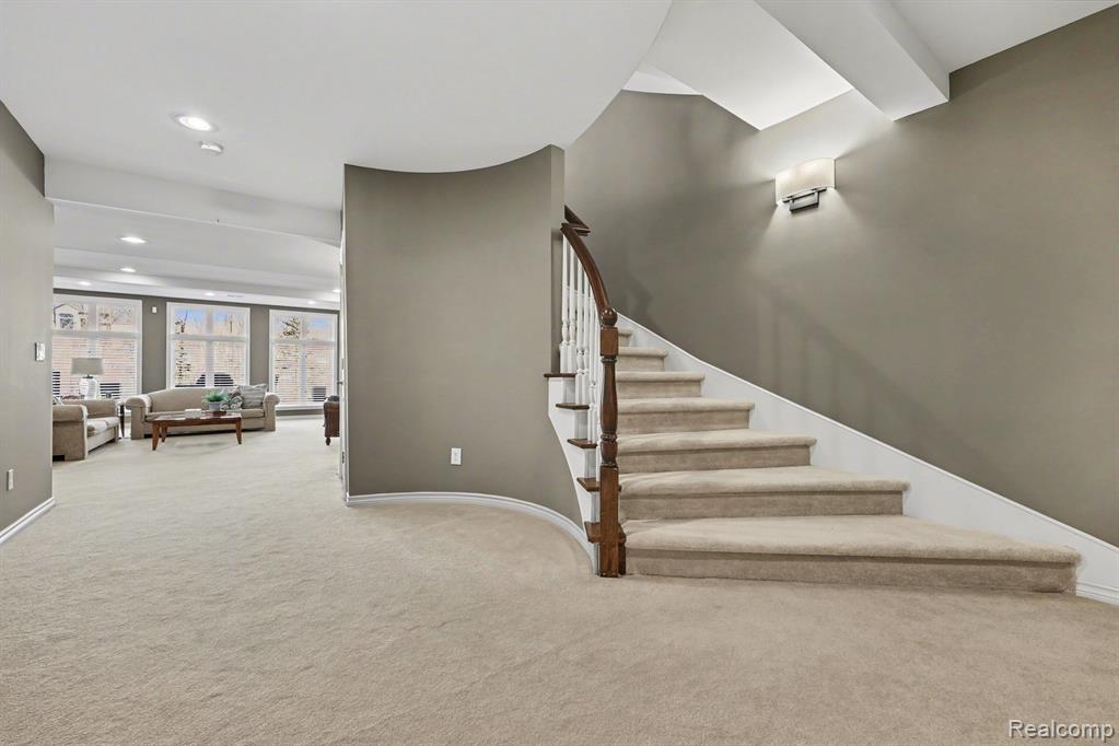6641 Shadydale Drive, Shelby Twp, MI 48316 — Photo 19