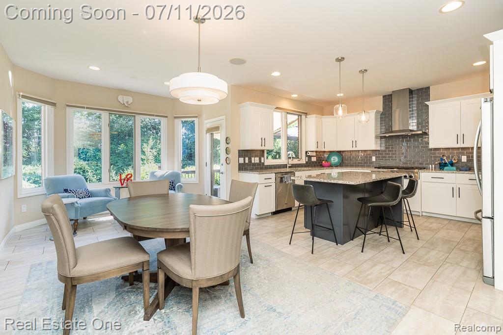 1067 Newgate Court, Oakland, MI — Photo 9