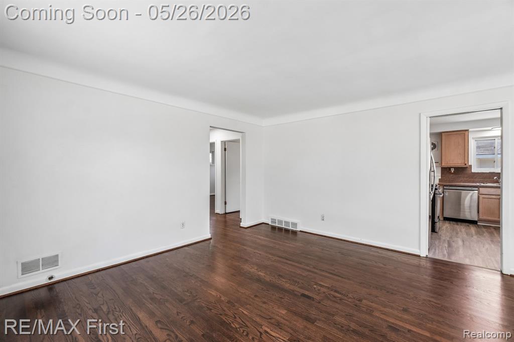 29636 Spoon Avenue, Madison Heights, MI 48071 — Photo 8