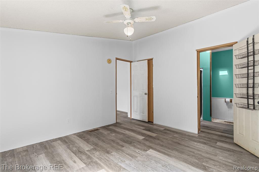 6829 West Street, North Branch, MI 48461 — Photo 15