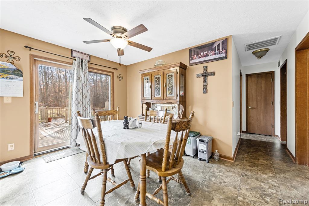 43865 Willow Road, Belleville, MI 48111 — Photo 9