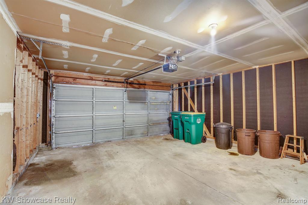 1365 RUE DEAUVILLE Boulevard, Ypsilanti, MI 48198 — Photo 22