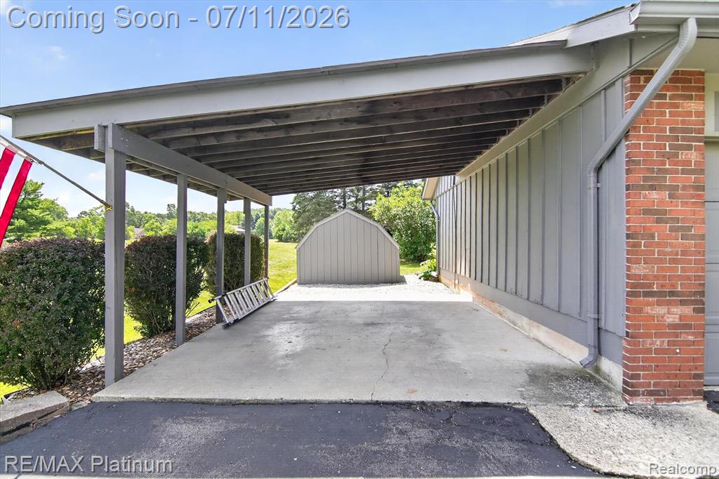 13365 N Territorial Road, Gregory, MI 48137 — Photo 49