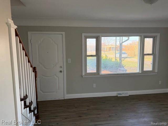 30221 Maplewood Street, Garden City, MI — Photo 10