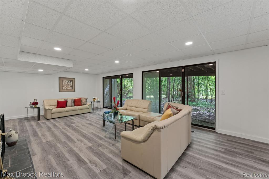 4355 Middleton Drive, Bloomfield Hills, MI 48302 — Photo 21