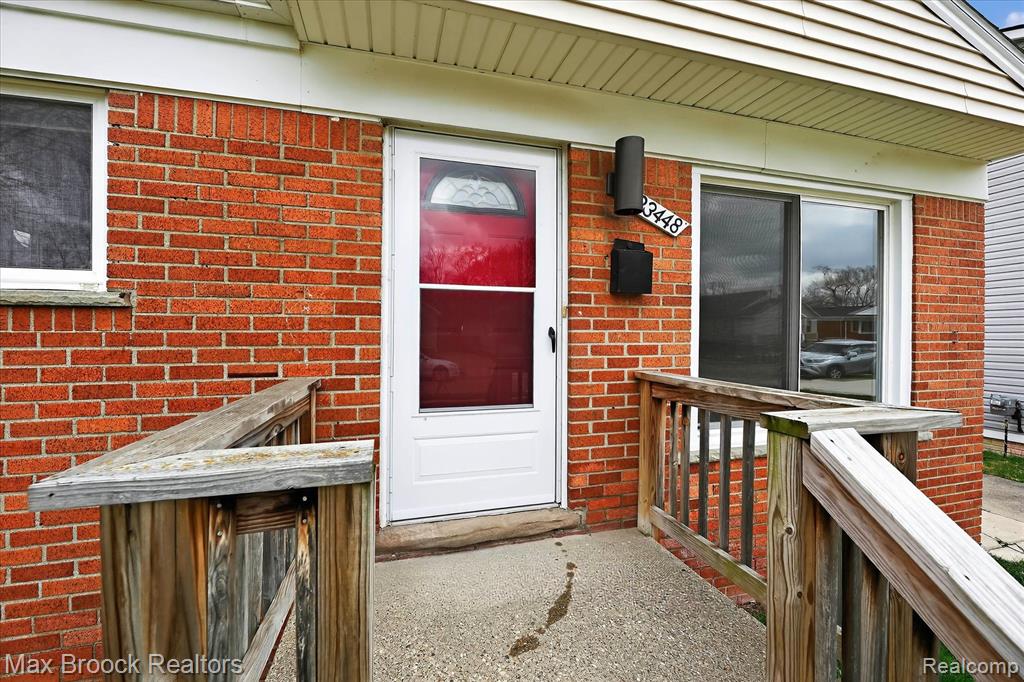 23448 Easterling Avenue, Hazel Park, MI 48030 — Photo 3
