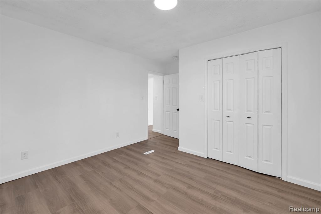8029 Roosevelt Street, Taylor, MI 48180 — Photo 18