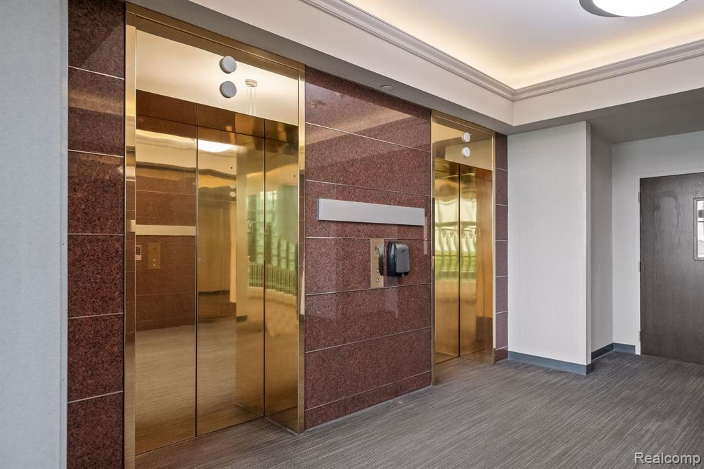 1155 Brewery Park Blvd, Detroit, MI 48207 — Photo 19