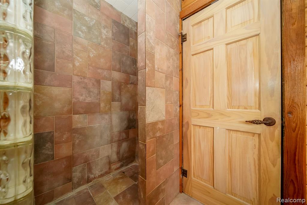 873 HENDRICKSON Boulevard, Clawson, MI — Photo 45