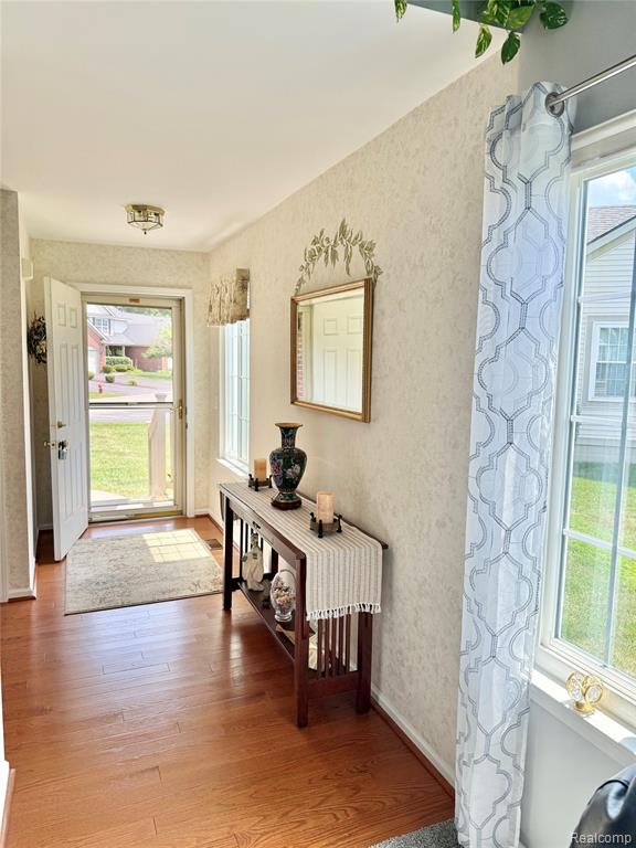 6426 Club Court W, Grand Blanc, MI 48439 — Photo 10