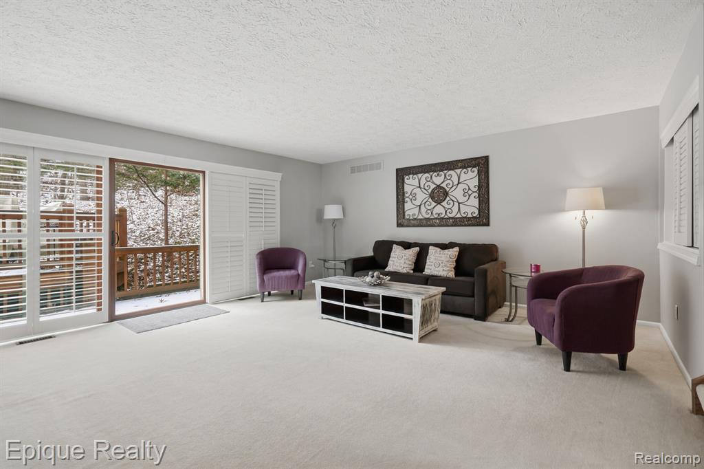 6607 Ridgeview Drive, Clarkston, MI — Photo 14