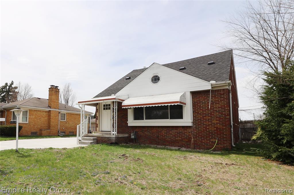 5743 N Highland Street, Dearborn Heights, MI 48127 — Photo 2
