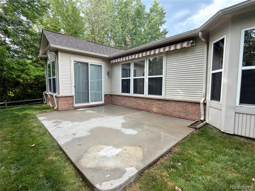24600 Grand Traverse Avenue, Flat Rock, MI 48134 — Photo 31