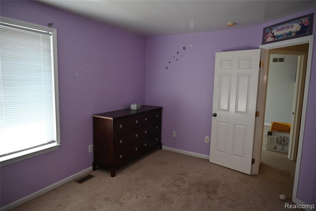 8826 Mikado Drive, Newport, MI 48166 — Photo 13