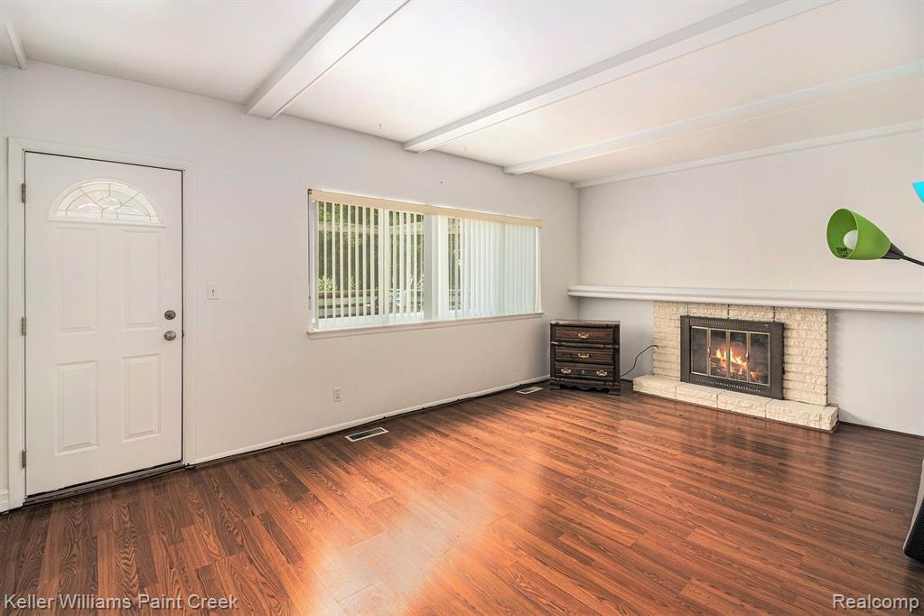 8160 Busch Street, Center Line, MI 48015 — Photo 10
