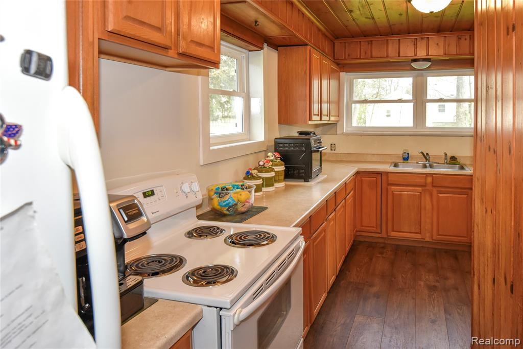6530 Ellsworth Street, Marlette, MI 48453 — Photo 14
