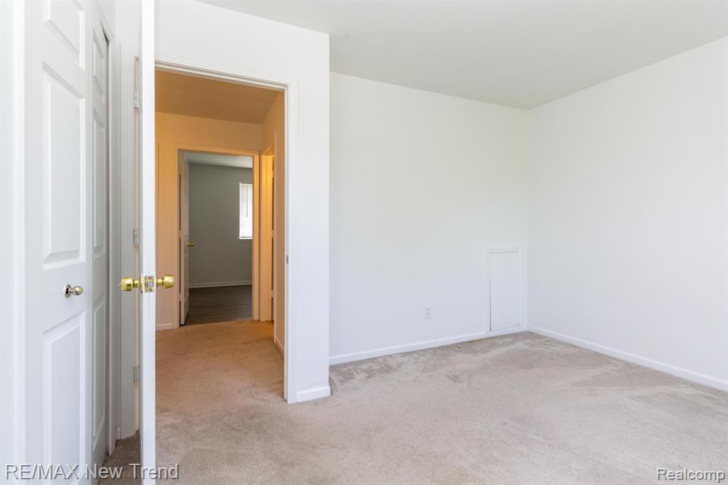 25935 Junction, Novi, MI — Photo 29