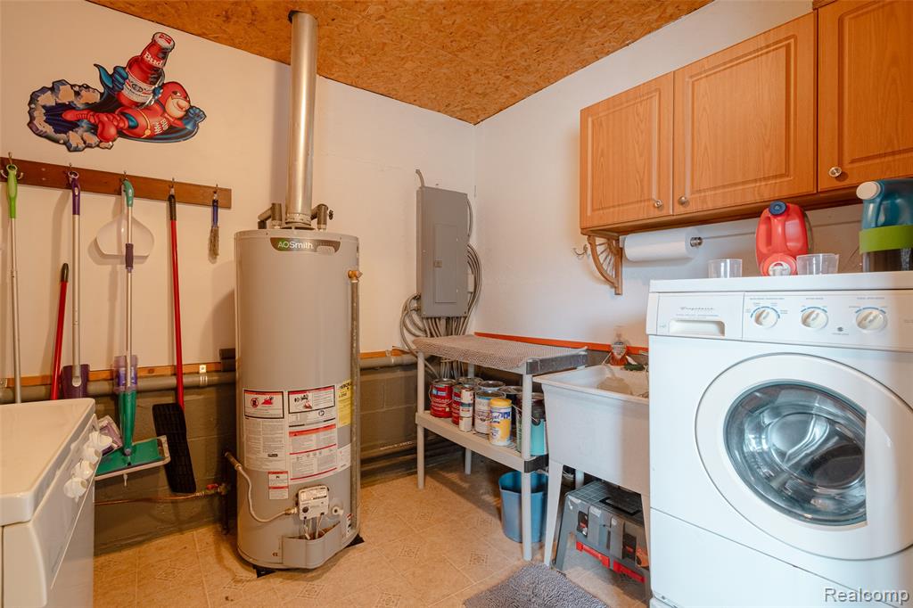 6041 Gilman Street, Garden City, MI — Photo 22