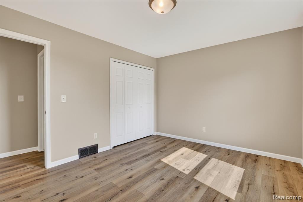 1215 N Oak Road, Davison, MI 48423 — Photo 17