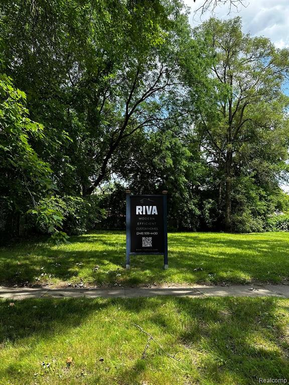 2526 W Forest Avenue, Detroit, MI, 48208