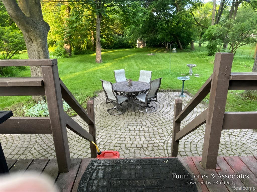 9552 Wayne Road, Livonia, MI 48150 — Photo 20