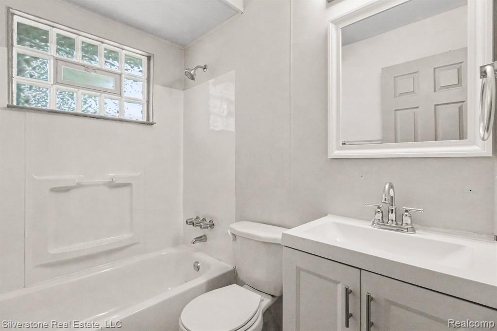731 Monticello Avenue, Pontiac, MI 48340 — Photo 10
