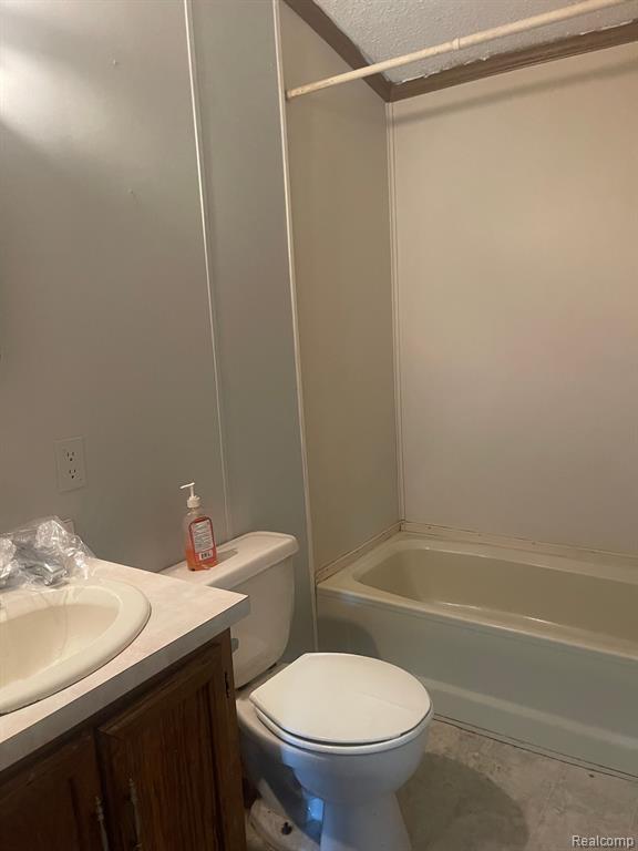 10832 Imlay City Rd, Emmett, MI 48022 — Photo 26
