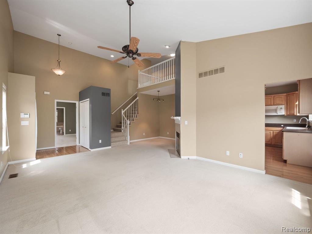 694 W BLUFF, Rochester Hills, MI 48307 — Photo 8