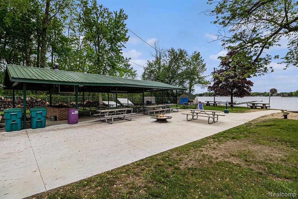 4784 HALF PENNY, Commerce Twp, MI 48382 — Photo 26