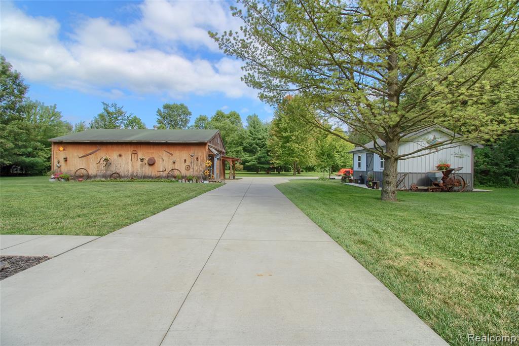 10784 Exeter Road, Carleton, MI 48117 — Photo 29