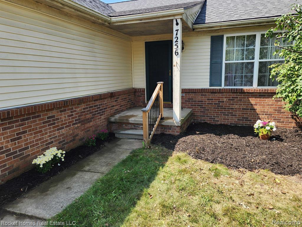7256 MAPLELAWN Drive, Ypsilanti, MI 48197 — Photo 5