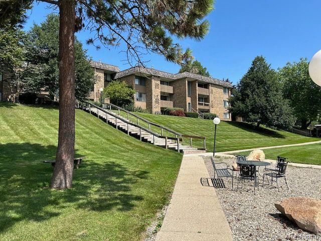2116 Pauline Boulevard, 201, Ann Arbor, MI 48103 — Photo 13