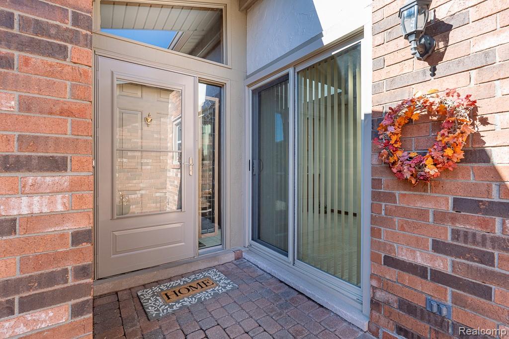 49414 Richmond Court, Shelby Twp, MI 48315 — Photo 5
