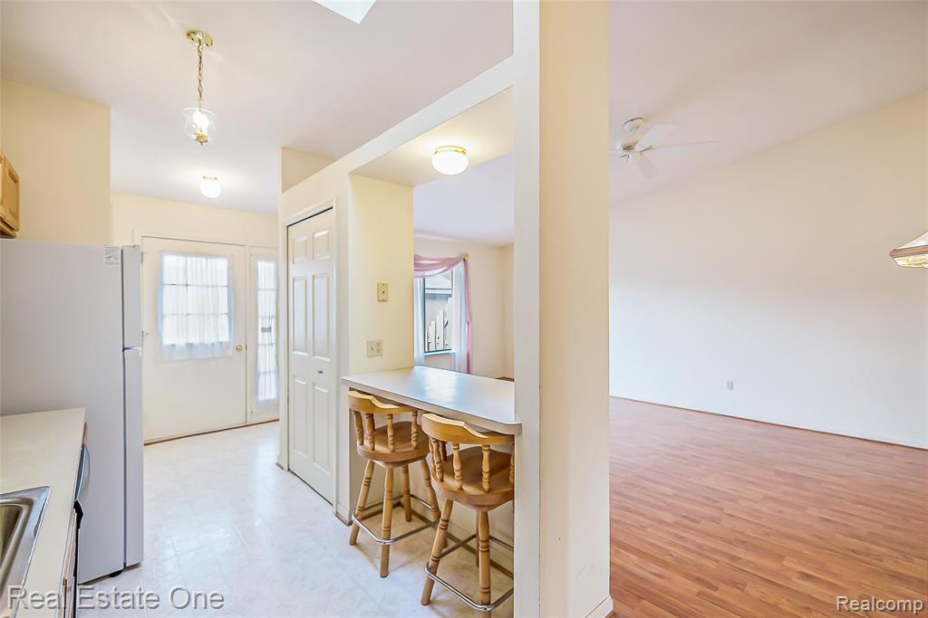 62360 Arlington Circle, 2, South Lyon, MI 48178 — Photo 10