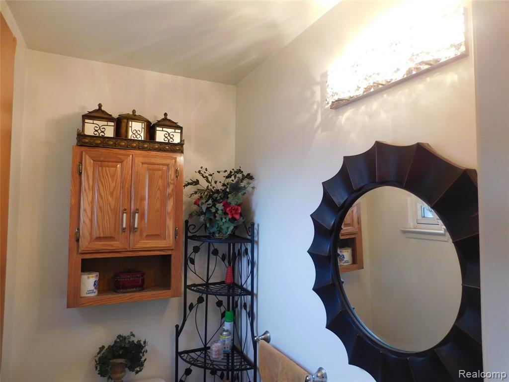 8263 Linda Street, Warren, MI 48093 — Photo 20