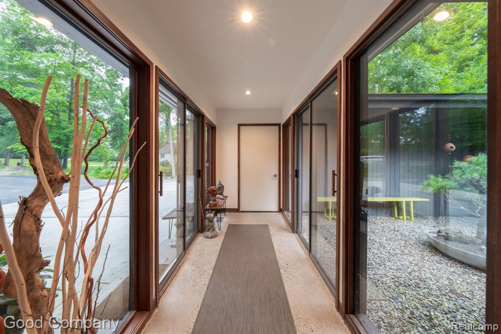 5385 Bywood Road, Bloomfield Hills, MI 48302 — Photo 17