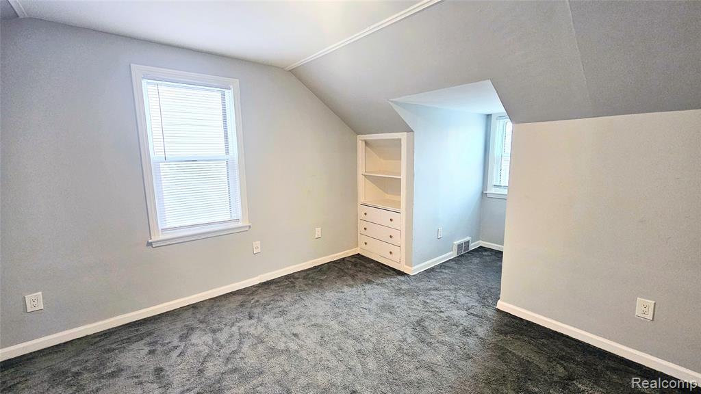 10001 Winthrop Street, Detroit, MI 48227 — Photo 44