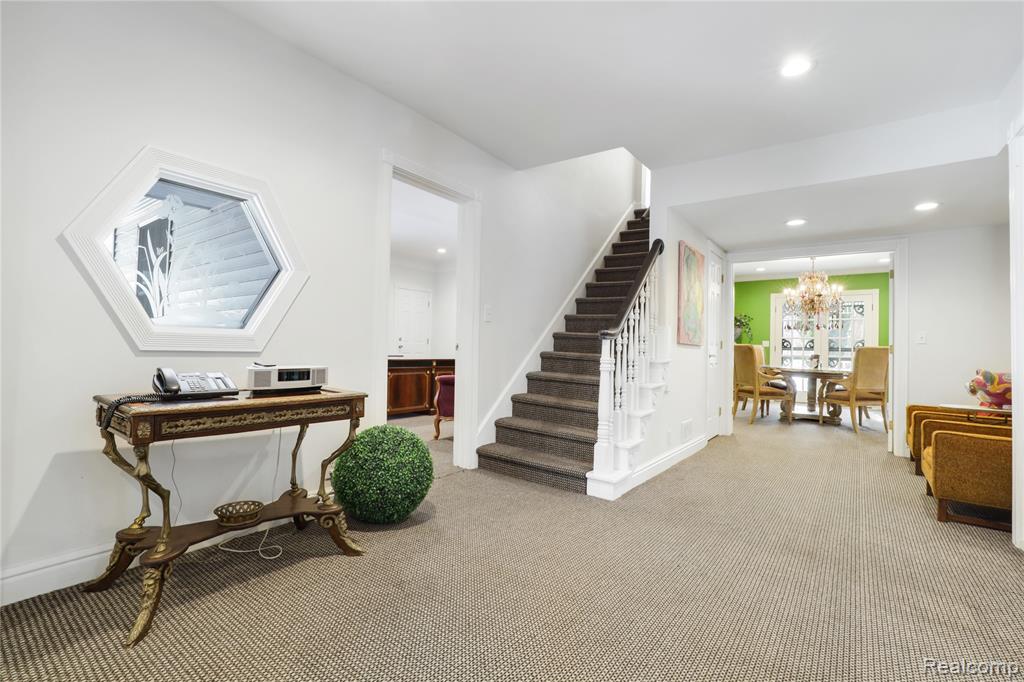 2052 S Dye Road, Flint, MI 48532 — Photo 17