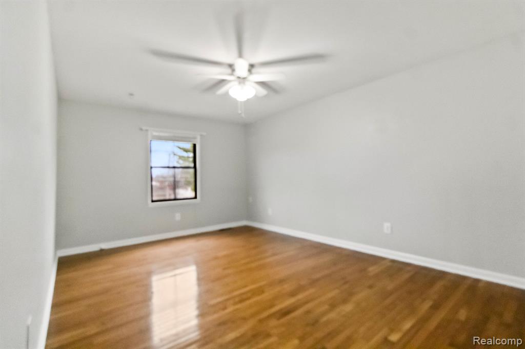 40088 SAAL Road, Sterling Heights, MI 48313 — Photo 23