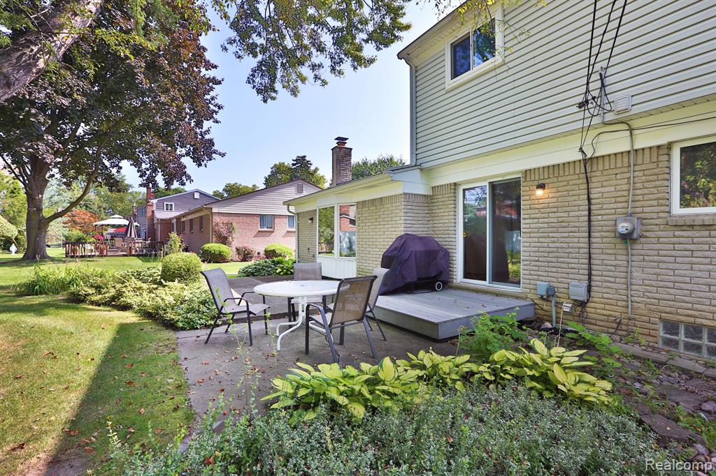 4251 WASHINGTON CRESCENT Drive, Troy, MI 48085 — Photo 23