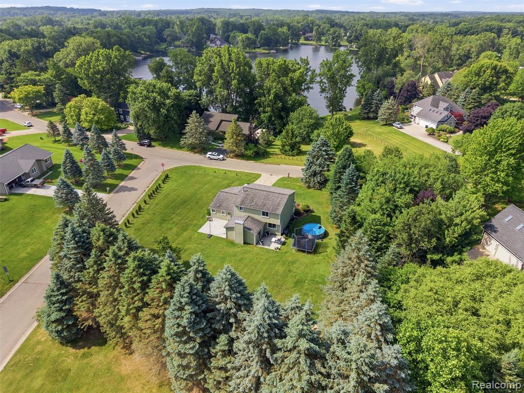 4040 Taggett Lake Drive, Highland, MI — Photo 30