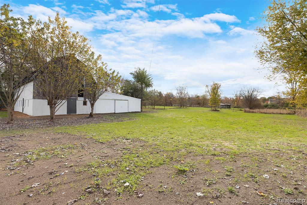 7624 6 Mile Road, Northville, MI 48168 — Photo 28