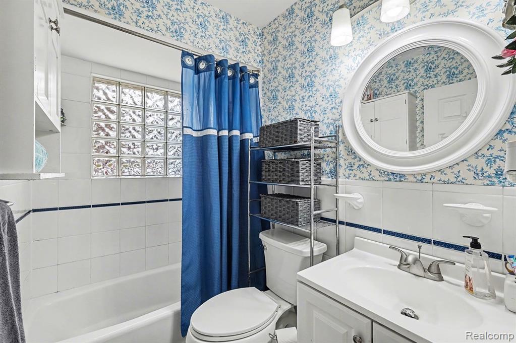 7501 Rauschelbach Street, Shelby Twp, MI 48317 — Photo 18