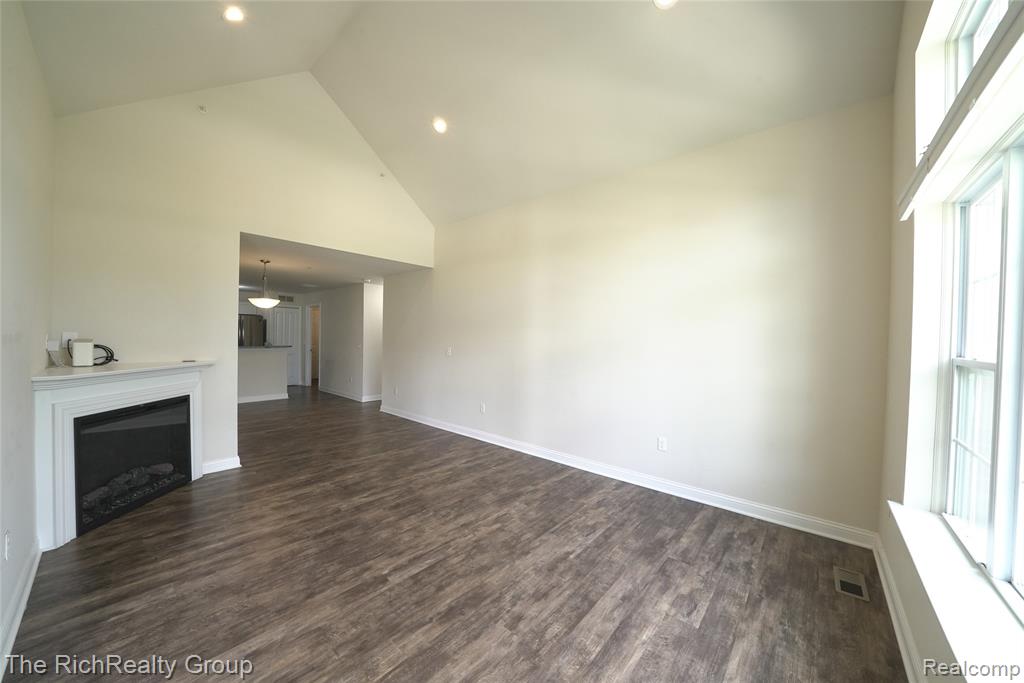 45646 Aragon Lane, Canton, MI 48187 — Photo 6
