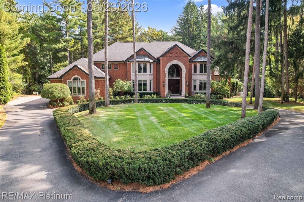 5479 River Ridge Drive, Brighton, MI 48116